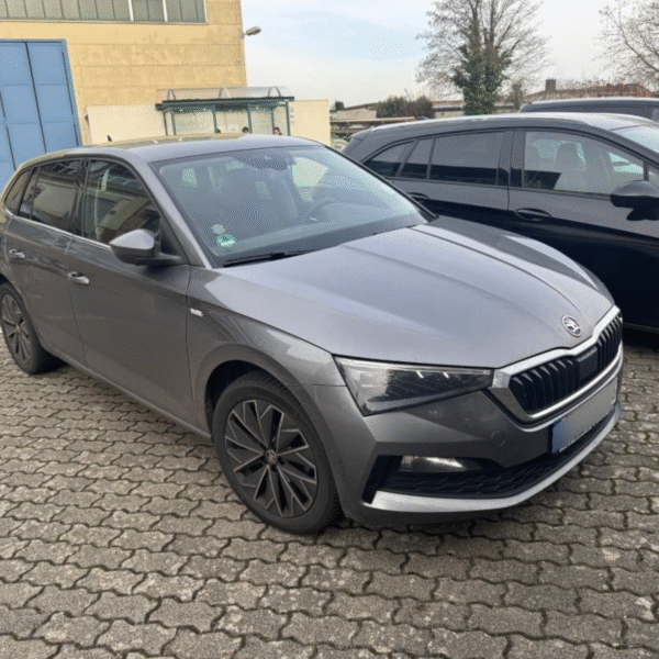 Skoda Scala - Style 109kW Automatik Benzin Hinten rechts